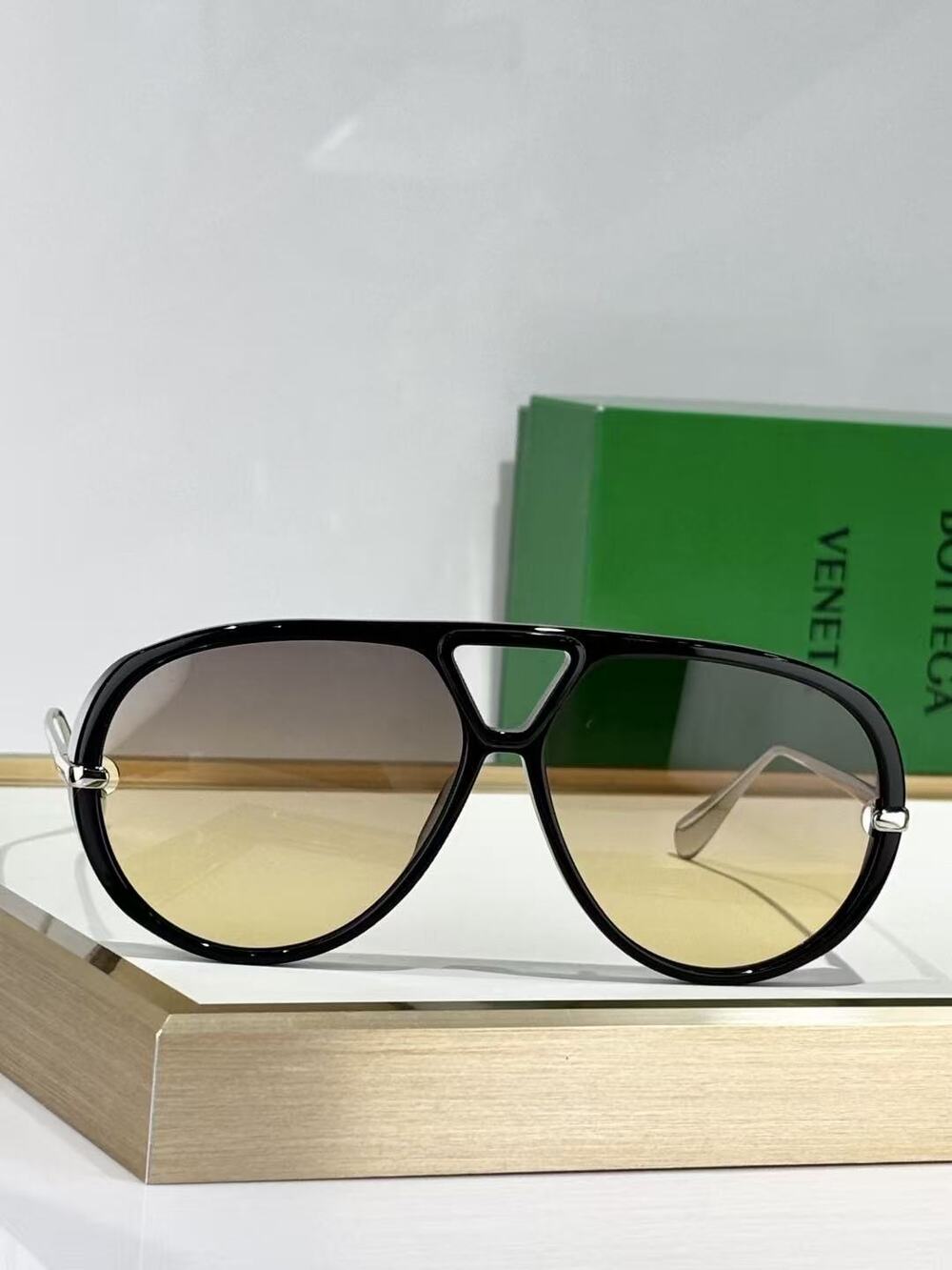 Bottega Veneta brown sunglasses